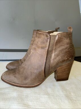 Aquatalia Women's Tan Suede-Look Block Heel Chelsea Booties
